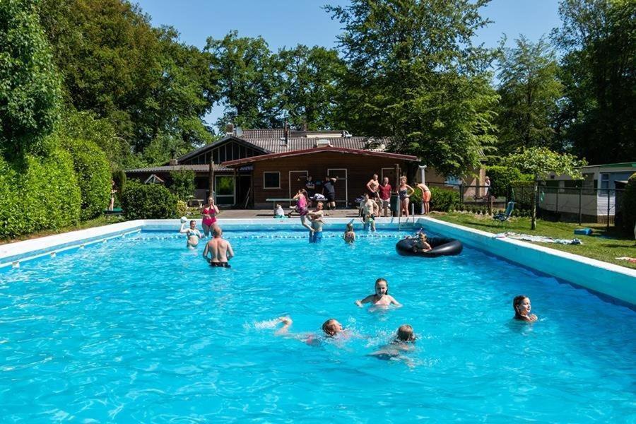 Chalet De Huismus Rijs ภายนอก รูปภาพ
